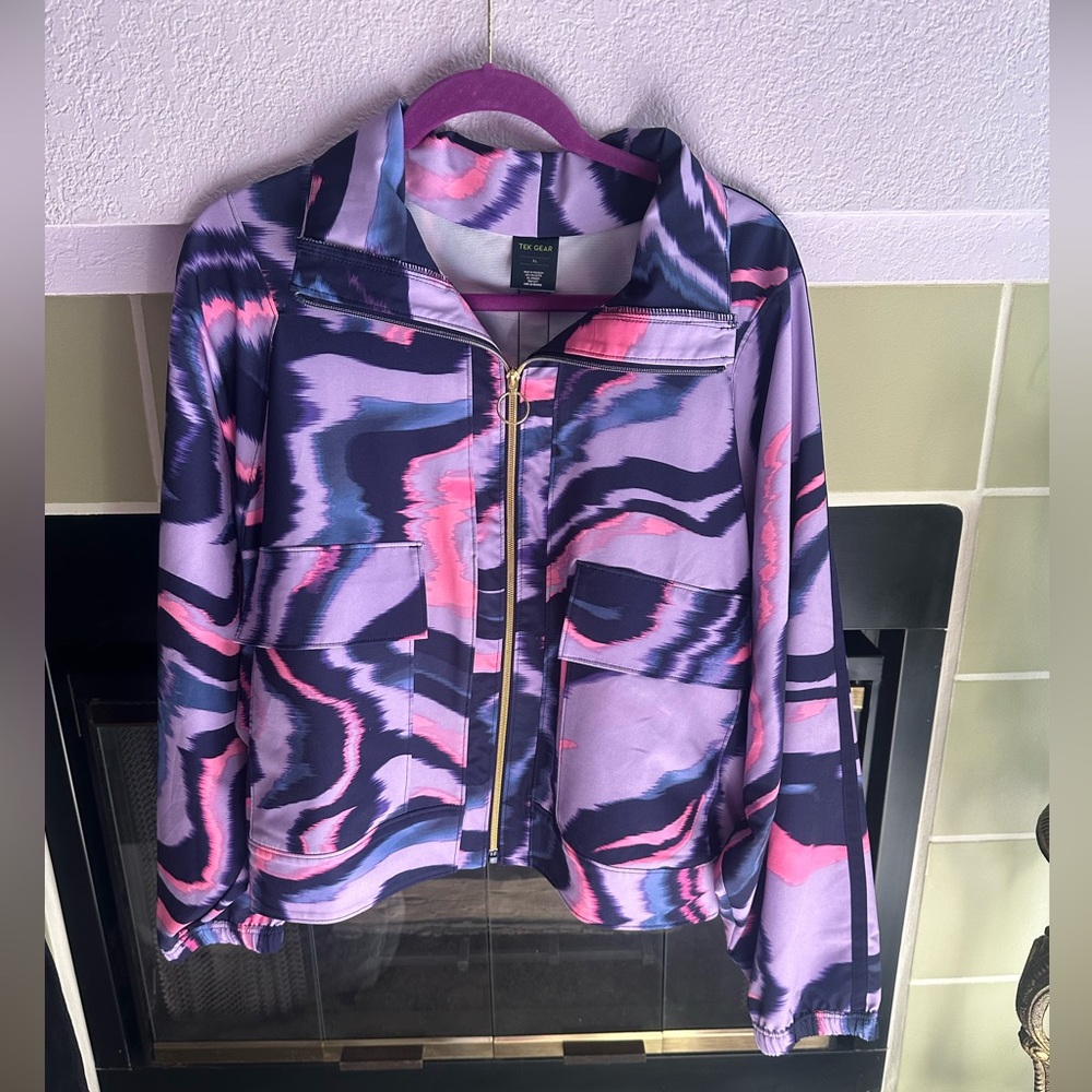 TEK GEAR ZIPPERED FRONT JACKET (XL)
